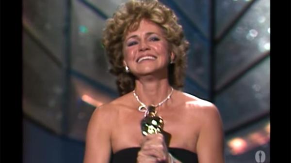 2d274907839718-sally-field-oscar-1985-speech-today-150217_27422441b72ca02103b8ba97bd2931d4